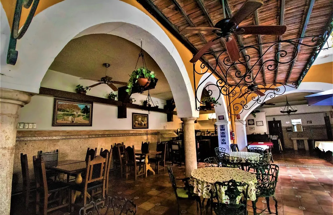 Hotel Caribe Merida Yucatan-1